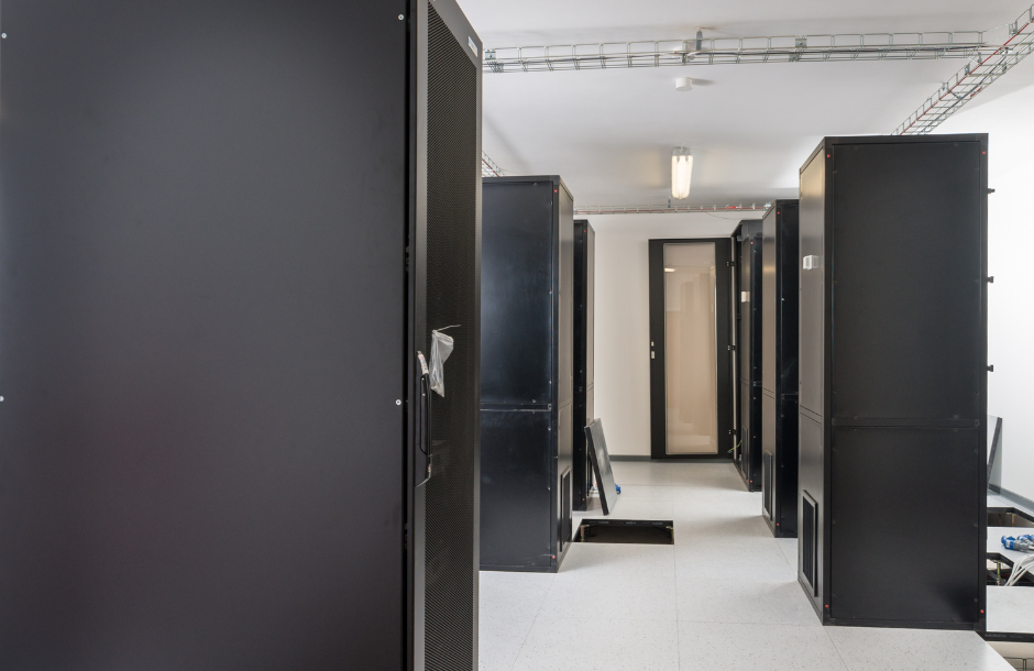 The Power of Dedicated Servers Unveiled: Your Ultimate Hosting Handbook